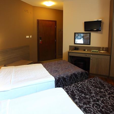 Hotel Sator บิโตลา ห้อง รูปภาพ