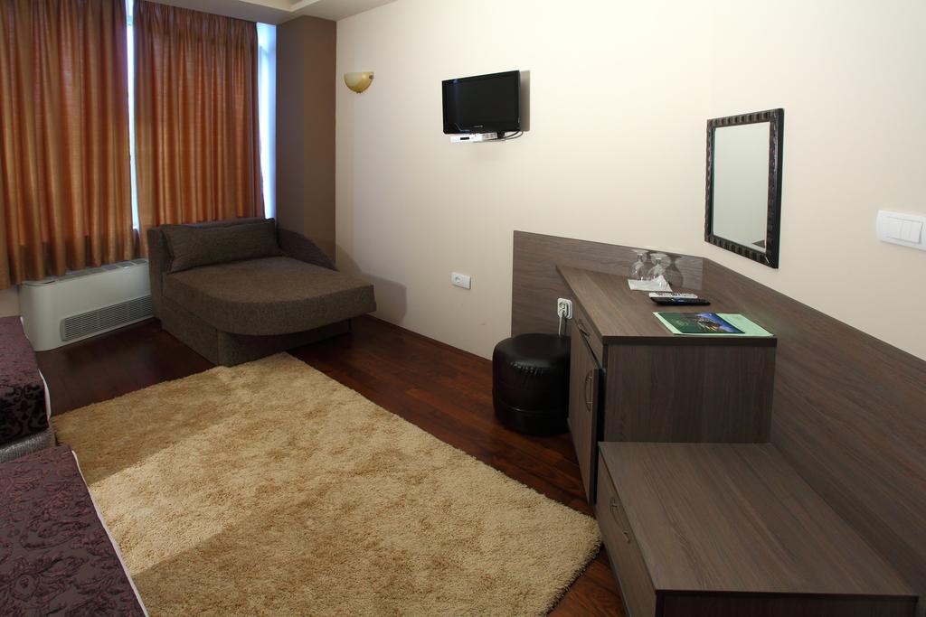 Hotel Sator บิโตลา ห้อง รูปภาพ